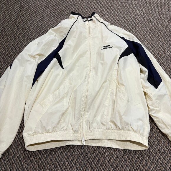 white windbreaker - Picture 1 of 2